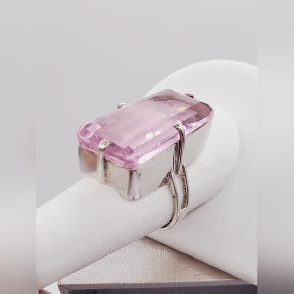 Emerald Cut Simulated Pink Kunzite 925 Sterling Silver Statement Ring - Picture 2 of 6
